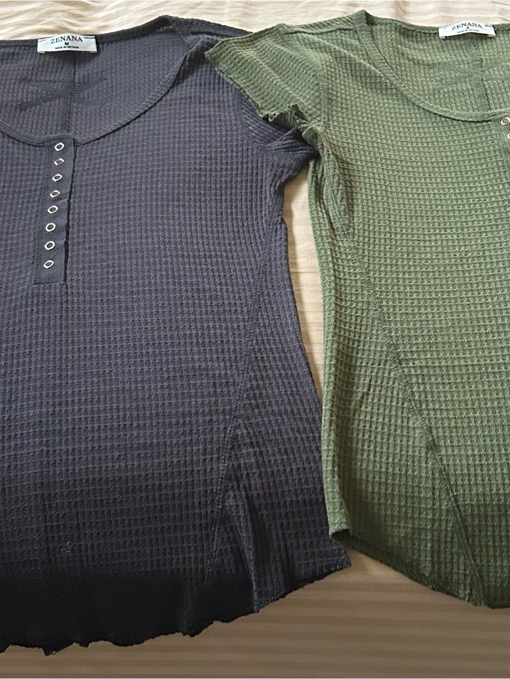 Zenana Outfitters Short Sleeve Waffle Knit Top in Olive and Charcoal